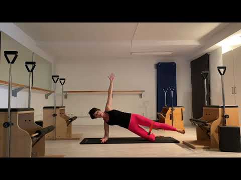 PILATES CON MINIBAND