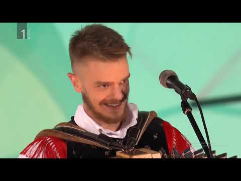 Valovi - Njeno življenje