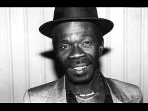 JOE HIGGS - THERE'S A REWARD