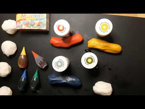 Wilton's vs McCormick Food Coloring- Fondant- Consumer Report