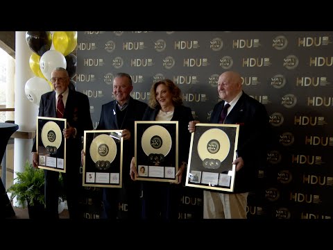 Terezi Kesoviji, Dragi Dikliću, Jimmyju Staniću i Croatia Recordsu dodijeljena nagrada „Nova ploča“