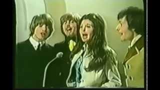 Bobbie Gentry; Louisiana Man withe The Hollies. (T.V. Apperance)