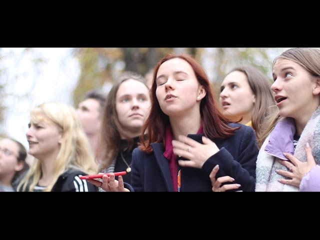 Фото Це відео несе гумористичний характер і було зроблено, як промо для вечору знайомств( ВЗ), події, яка  відбувається в Києво-Могилянській Академії. ФПрн - означає факультет природничих наук
