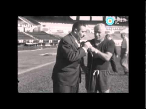 AV-4232 [Entrenamiento de la selección de fútbol de Argentina en el Monumental]