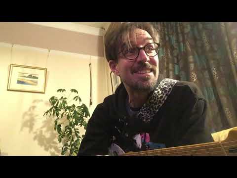 Ffredi Blino - Dwwwi - Welsh to English translation