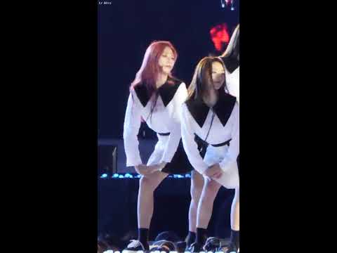 170903 드림캐쳐(Dreamcatcher) 날아올라 (Fly high) [지유] Jiu 직캠 Fancam (인천공항스카이페스티벌) by Mera