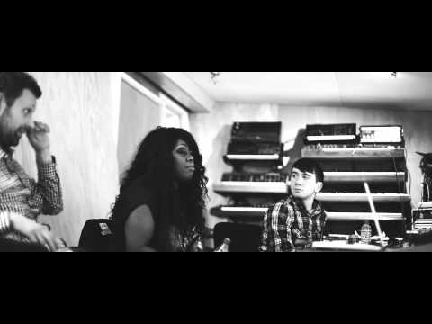 Berget Lewis EPK