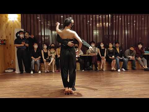 [Carlos Di Sarli - Una fija] 주니 & 유진