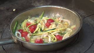 preview picture of video 'Chef demo: squid & fettuccine pasta dish'