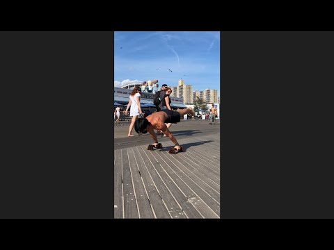 Calisthenics in Public #shorts
