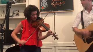 Carrie Rodriguez- Ain’t Never gonna be your bride