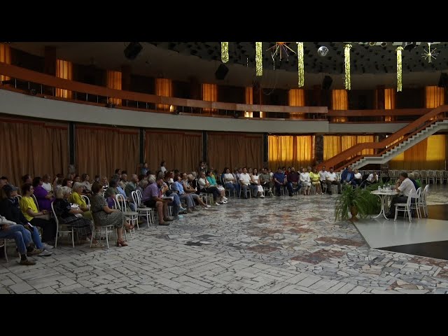 Очередная рабочая неделя в Ангарске началась с открытого диалога власти с жителями