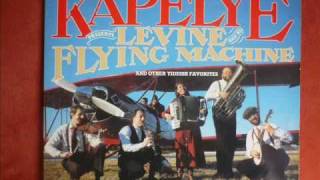 Kapelye - Oy, iz dos a Rebetzin