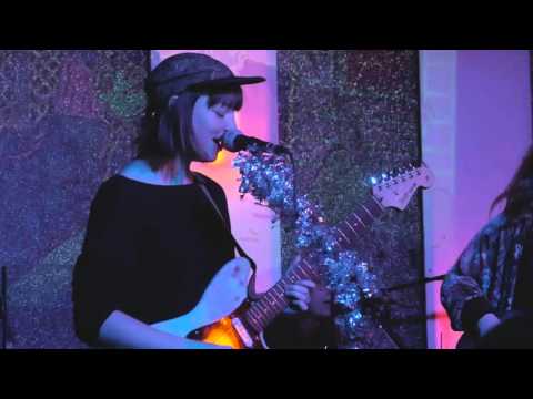 Supermoon - Grounded (Live at the Mint Xmas Party 2015)