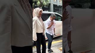 Download lagu Erra Fazira & Ezwan Zain ke Pembukaan Cluck’nCone di Bukit Bintang mp3