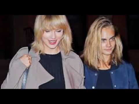 download lagu mp3 mp4 Taylor Swift Wallpaper Laptop, download lagu Taylor Swift Wallpaper Laptop gratis, unduh video klip Taylor Swift Wallpaper Laptop