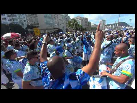 Carnaval 2018: Beija-flor leva uma multidão à Orla de Copacabana