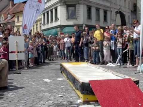 Non-newtonian fluid demonstration - with bicycles