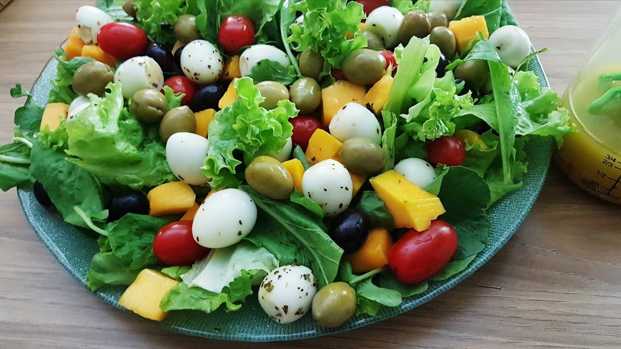 SALADA VERDE TROPICAL DE RESTAURANTE + MOLHO DELICIOSO