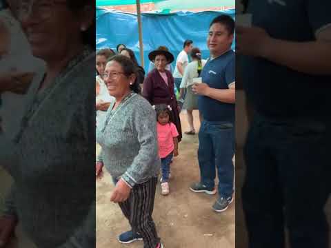 JHON RUFINO CANTANDO CON VIOLIN Y ARPA .