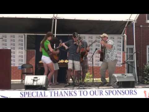 Daniel Carwile - Shuckin' The Bush