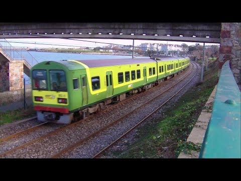 Dart Train number 8611 Salthill & Monkstown