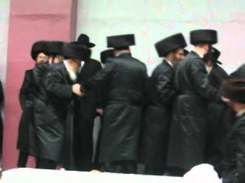 Skverrer Rebbe dancing with Rabbis from Queens NY community after Sheva Brachos