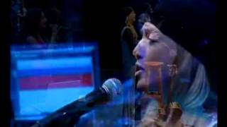 Marie Claire D'Ubaldo - Caigo Un Poco Mas Live