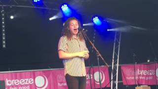 Luke Friend - Kiss From A Rose - Paignton Festival 22/7/17