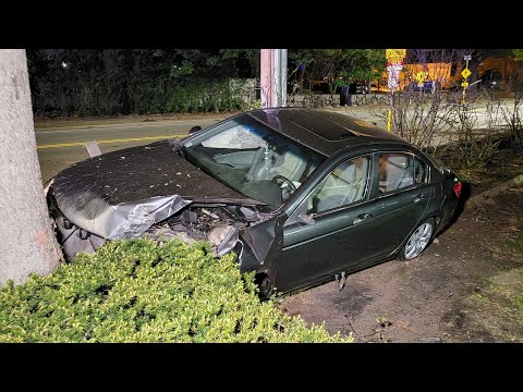Driver Injured After Hitting Tree in Braintree