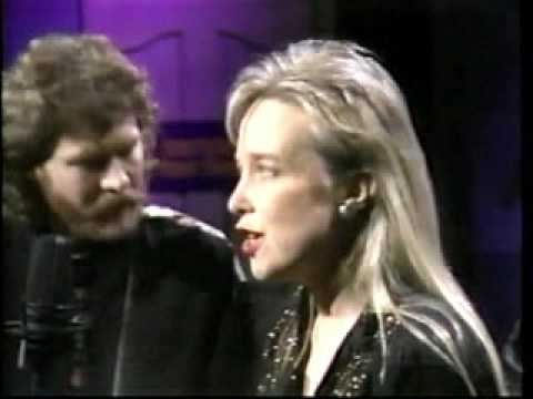 Laurie Lewis - Is the Blue Moon Still Shining?