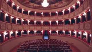 preview picture of video 'CASTIGAT RIDENDO MORES (Teatro Comunale di Porto San Giorgio)'