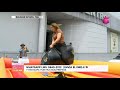 Los Presentadores De Las Mañanas Del 5 Juegan Con El Toro Mecánico