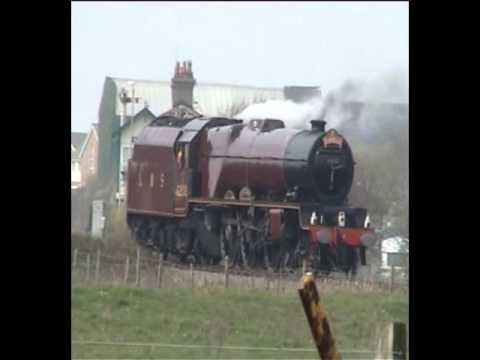 46201 Princess Elizabeth heads the Royal Dalesman