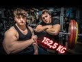 Simon, 15 Jahre - Drückt 152,5 Kg!