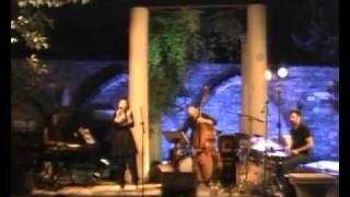 Jeff - Karavana iluzij in Mojca Maljevac & Tina Omerzo trio 11.8.2010