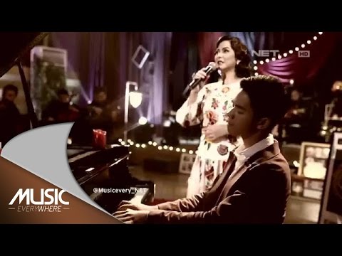 Memes ft Kevin Aprilio - Perih (Live at Music Everywhere) *