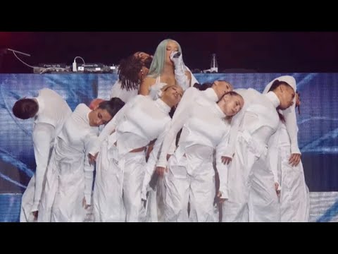 Lola Indigo (ft. Quevedo) - El Tonto @ Los 40 Primavera Pop 2023