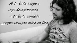 Rulo y la contrabanda Me quedo contigo Lyrics