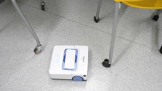 市販の掃除シートを装着可能な全自動床拭きロボット掃除機 市販の掃除シートを装着可能な全自動床拭きロボット掃除機