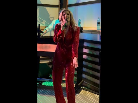 HELENE FISCHER DOUBLE & TRIBUTE SHOW CARO - Firmenevent 2024