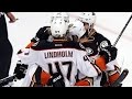 Ducks take lead with 3 goals in 37 seconds 