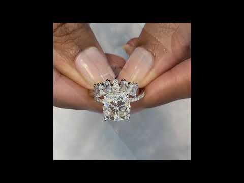 4 carat Lab Grown Cushion Cut Diamond Ring with Wedding Band