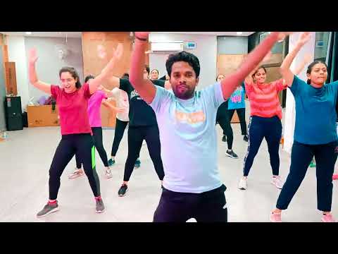 LIFT TERI BAND HAI || ZUMBA FITNESS|| NEW 2024 || BOLLYWOOD DANCE|| VARUN DHAWAN |