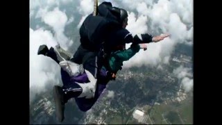 preview picture of video 'Sandy Boeckel's First Tandem skydive / Skydive City Zephyrhills Florida'