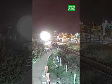 Carro é atingido por trem em Santa Ernestina