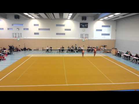 Lucies u Gizems Wettkampf Vereinsmeisterschaft in Gütersloh Nov. 2013