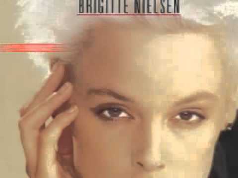 BRIGITTE   NIELSEN  - SIENTO - MAYBE