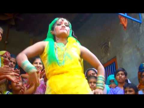 Mere Sir Pe Indi — watch video