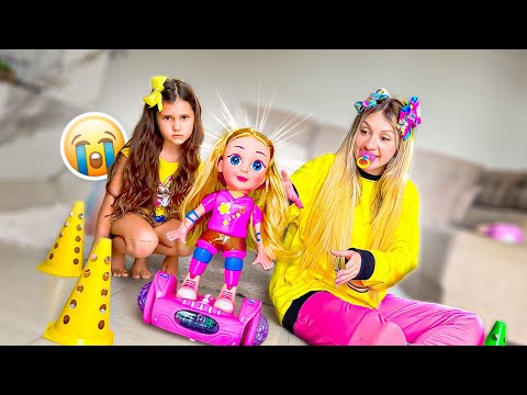 I gave baby Jully a toy and Layra got jealous!!